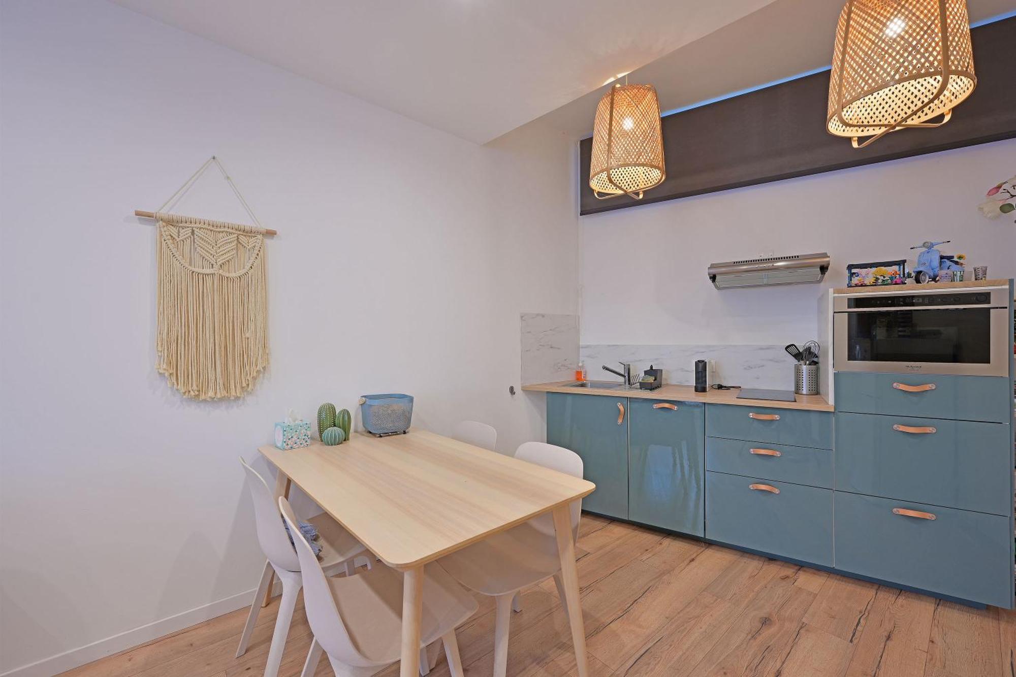 Andrea - Proche Theatres Et Place Des Corps Saints - Wifi Appartement *