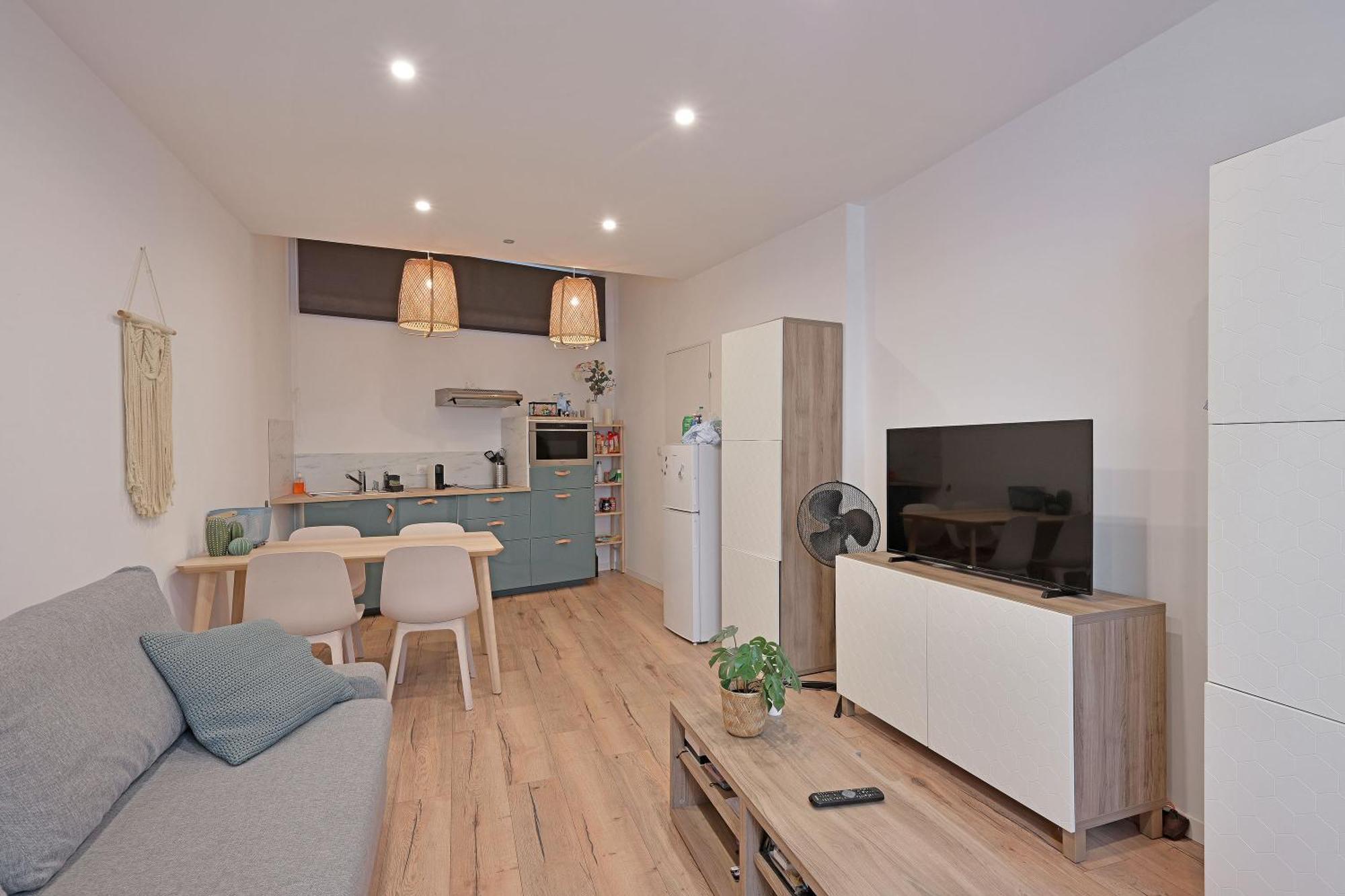 Appartement Andrea - Proche Theatres Et Place Des Corps Saints - Wifi Avignon