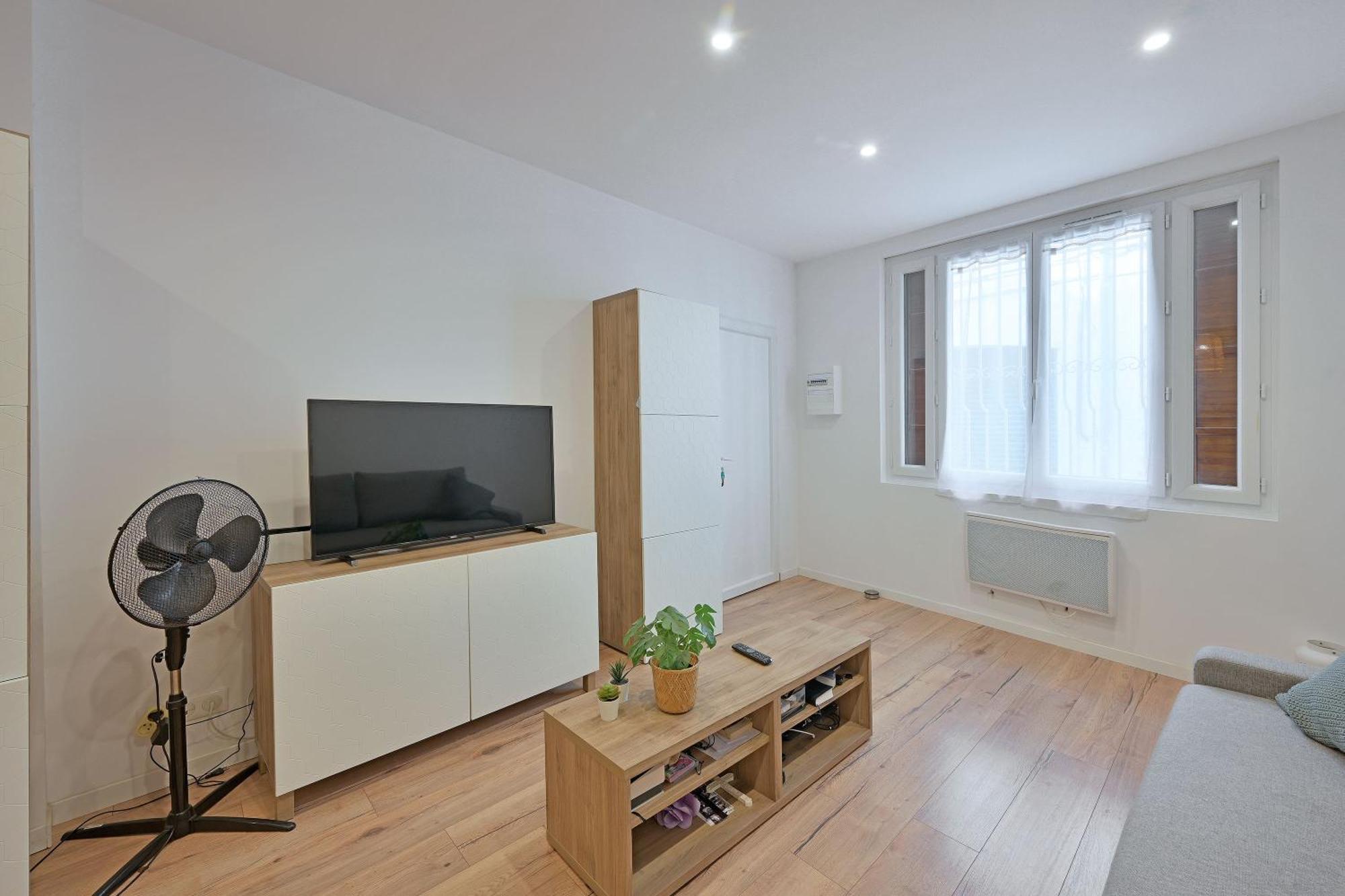 Appartement Andrea - Proche Theatres Et Place Des Corps Saints - Wifi Avignon