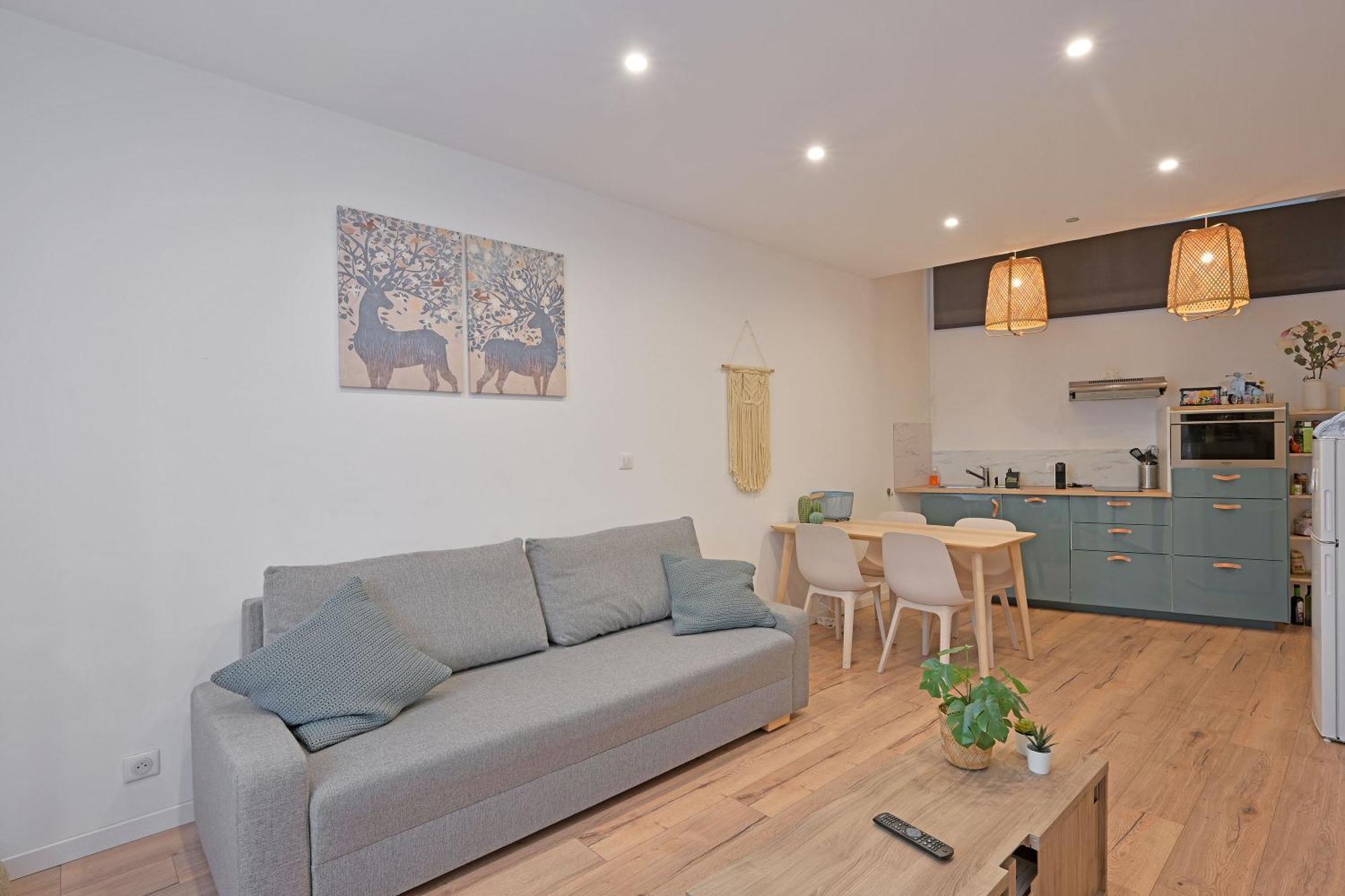 Andrea - Proche Theatres Et Place Des Corps Saints - Wifi Appartement Avignon
